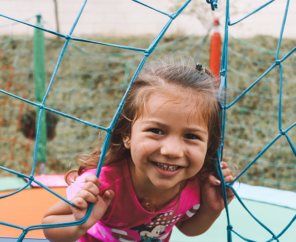 丙綸高強(qiáng)絲，丙綸空變絲，滌綸空變絲，丙綸織帶，泰興市宏洋新材料科技有限公司